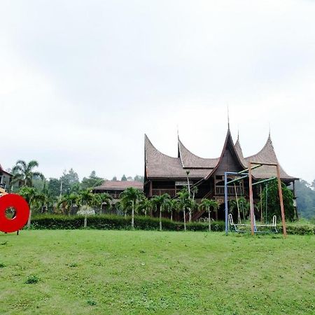 Capital O 892 Grand Pujon View Hotel And Resort Batu  Eksteriør bilde